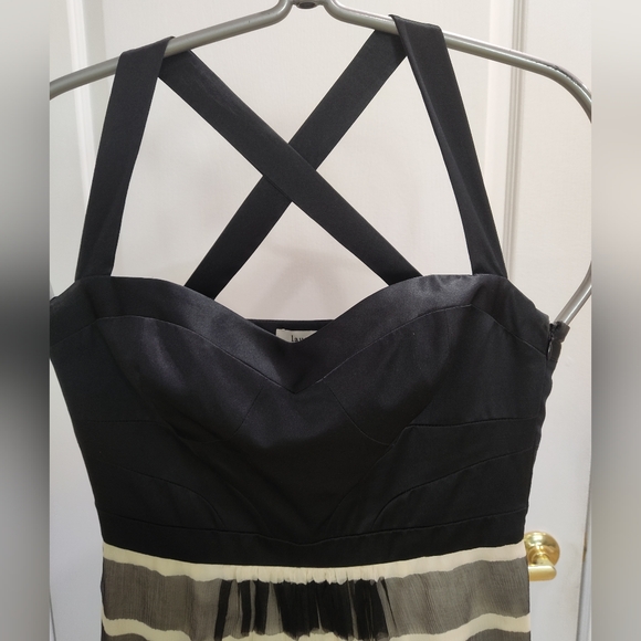 Black and white evening gown - Picture 4 of 8